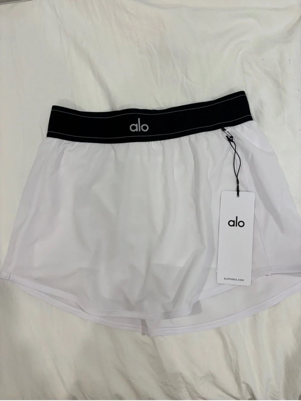 ALO Yoga White Skort with Black Elastic Waistband